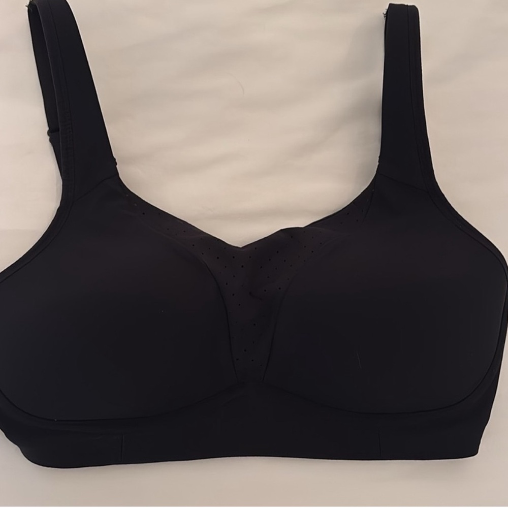 lululemon athletica Black Wireless Support Bra